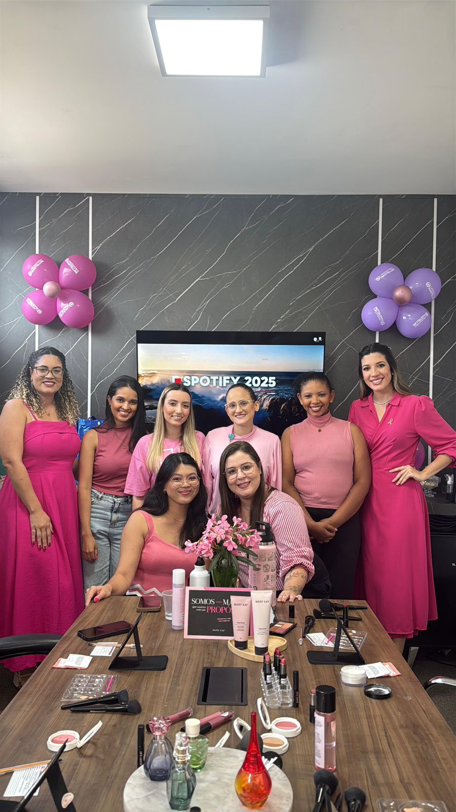 Grupo Mastellini promove ação de bem-estar e autocuidado para colaboradoras em celebração ao Outubro Rosa